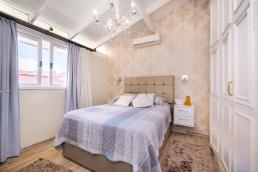 listing-small